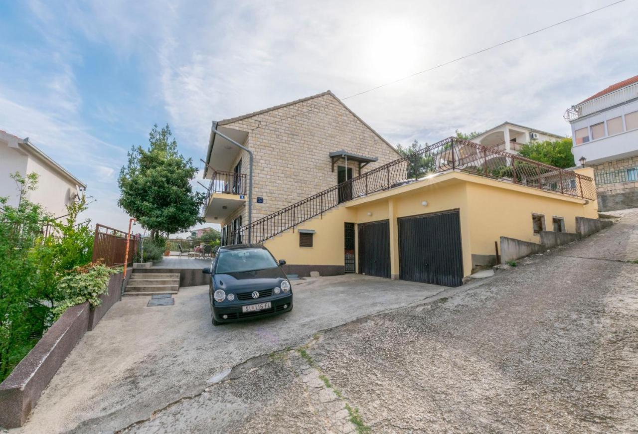 Apartment Moric Trogir Bagian luar foto